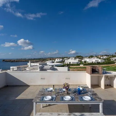 Villa Binixiqui