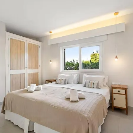 Villa Binixiqui *